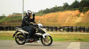 Realising the change in market trend, the brand introduced the ace 115 in 2012, which is doing quite well in the market at the moment. Modenas Ace 115 Test Ride Youtube