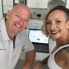 Diane Risinger's Instagram, Twitter & Facebook