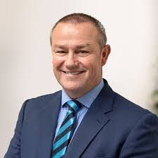 Mike Ledger's Instagram, Twitter & Facebook