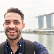 Daniel Caven's Instagram, Twitter & Facebook