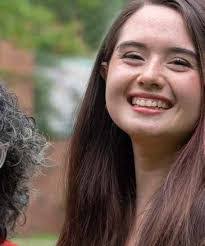 Elizabeth Ciaccio's Instagram, Twitter & Facebook