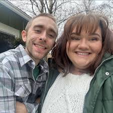 Sasha Holbrook's Instagram, Twitter & Facebook