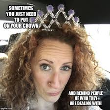 There are several variations circulating, often with a challenge to tag a friend who exemplifies this spirit. Fix Crown Meme Shefalitayal