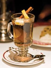 I Absolutely Love Hot Toddies They Are The Ultimate Cold Weather Drink After A Stroll Around To Look At Christma Hot Toddies Recipe Hot Toddy Christmas Drinks