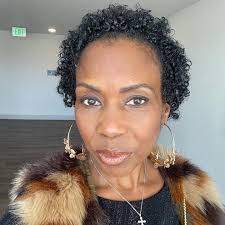 Let's get a Christmas Thread going 🎄 it can be naughty or nice…Check in  ⬇️⬇️⬇️