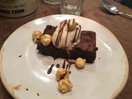 Jamie oliver's vegan chocolate pots jamie oliver's ultimate fast recipes | desserts, ice cream. Jamie Oliver S Italian Chocolate Brownie With Salted Caramel Popcorn Gelato And Salted Caramel Popcorn Food Desserts Chocolate Brownies
