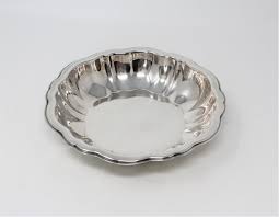 Hand made from silver in turkey, based on traditional designs that have been passed down the generations. Bon Bon Bowl Silver Plate Scalloped Wm A Rogers Oneida Vintage Antigo Trunk