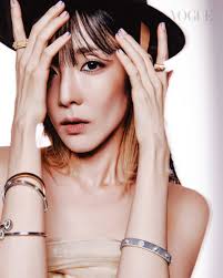 Sandara Park (2NE1 Dara)