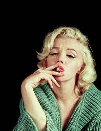 this blog is dedicated to marilyn monroe a sadly misunderstood and mistreated woman who dreamed of marilyn monroe art marilyn monroe photos marilyn