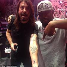 Queen of spades tattoo instagram. Foo Fighter S Dave Grohl Unveils Ace Of Spades Tattoo Tribute To Motorhead Legend Lemmy Daily Mail Online