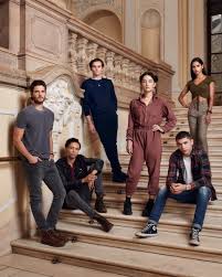 Photogallery of ben barnes updates weekly. Ben Barnes On Twitter I M So Proud Excited To Introduce Everyone To The Amazing Talented Cast Of Our New Netflix Show Shadow Bone Based On The Books By The Wonderful