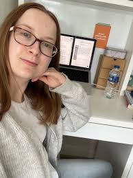 Amy Erdman's Instagram, Twitter & Facebook