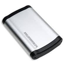 I prezzi per un hard disk esterno naturalmente variano rispetto alle caratteristiche e capacità scelte. Box Esterno Per Hard Disk Esata 3 5 Manhattan I Case Sata 35e Vendita Online Su Manhattan Shop