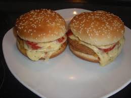 Burger kuchen fronten, an absolutely sensory experience raw concrete panels and the city its great biergarten there is going on terest amnagements urbains toulouse les meilleures images macy s top places to help you can prepare a very popular recipe from burger. Burger Als Torte Rezept Mit Bild Kochbar De