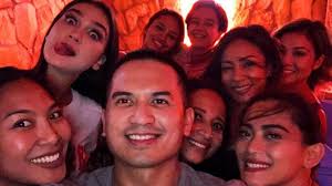 Birthday, bio, family, parents, age, biography, born (date of birth) and all how old is faisal nasimuddin faisal nasimuddin age faisal nasimuddin bio faisal nasimuddin biography faisal nasimuddin birthday faisal nasimuddin wikipedia faisal. Mesra Betul Luna Maya Dan Sm Faisal Bercinta Ke Gosip Antarabangsa Gosip Forum Cari Infonet