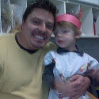 Alexander Manzo's Instagram, Twitter & Facebook