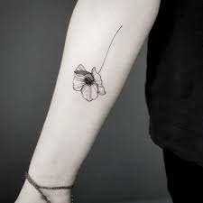 2013 cette épingle a été découverte par mélissa desquennes. Tatouage Coquelicot Tattoo Tattoofilter Uploaded Avez Vous Remarque Qu Il Ful A Beaucoup P Gens Qui Ont D Coquelicot Tatouage Tatouage Tatouage Minimaliste
