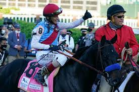 Trained by bob baffert, who picked up his seventh kentucky derby win as a trainer, medina spirit held off. Sno7whsf8kl0bm