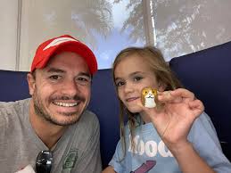 The porgs collected by this enthusiast during her time onboard the Halcyon.  These little guys are an absolute delight and have a happy home! Thank you  everyone!