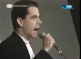 Pedro abrunhosa apanhado sem óculos. Coisas Da Fonte Quem E Que E
