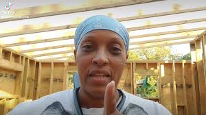 Rabbit food that withstands Louisiana heat and humidity?