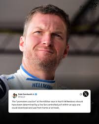 Anybody else's game crashing the moment you open the app?