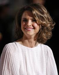By signing up, i agree to the terms & to receive emails from. More Pics Of Keri Russell Medium Curls 9 Of 11 Shoulder Length Hairstyles Lookbook Stylebistro