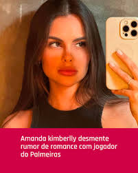 Que Michelle Obama é a ex-primeira dama mais popular dos Estados Unidos,  não é segredo para ninguém, mas você sabia que ela também é um ícone  fashion? Durante seu tempo na Casa