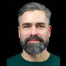 Paul Valente's Instagram, Twitter & Facebook