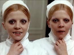 Dead Moon Night: Lèvres de Sang aka Lips of Blood (1975)