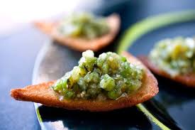 Quick Roasted Tomatillo Salsa Recipe Recipe Tomatillo Recipes Roasted Tomatillo Tomatillo