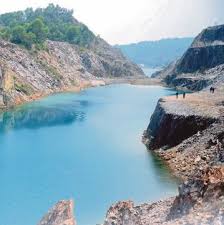 Lot 548 jalan rusila kampung ru dua, marang, terengganu. Fenomena Tasik Biru Pepsi Blue