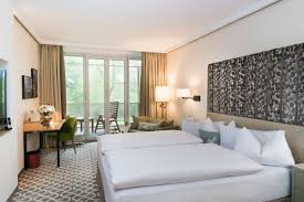 Finden sie den besten preis mit logitravel Hotels In Munchen Entdecken Sie Die Idylle Englischer Garten