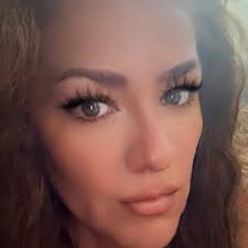 Perla Roman (@perchis1987)