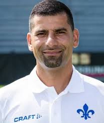 Nach zuletzt 3 spielen in folge ohne niederlage musste sich die mannschaft von jens keller de. Schalke Bestatigt Dimitrios Grammozis Erhalt Vertrag Bis 2022 Kicker