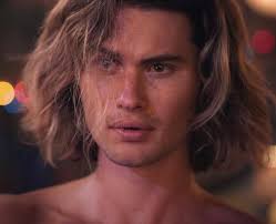 Chase Stokes: 20 Facts About The Outer Banks Actor