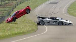 Maybe you would like to learn more about one of these? Crash Battle Ferrari Fxx K Evo Vs Ferrari Laferrari At Highglands Youtube