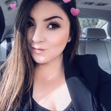 Leslie Baca (lesliebacaaa)