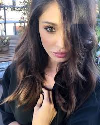 Belen rodriguez, una lunga carriera alle spalle nel mondo della moda e della tv. Chi E Belen Rodriguez