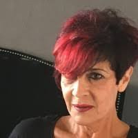 Mandi Chambers's Instagram, Twitter & Facebook