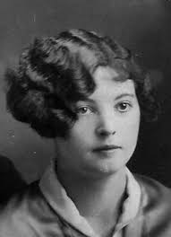 Alice Martindale's Instagram, Twitter & Facebook