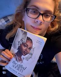 Tiffany Marie (Ferrell) Petrie (@thefashionistfiles) • Instagram photos and  videos