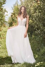 Das „ja zu deinem brautkleid ist ein unvergesslicher & einmaliger moment, den du bei uns in einer gemütlichen und ganz privaten atmosphäre genießen kannst! Renate Bauer Brautmode Brautkleider Hochzeitskleider Und Brautmode
