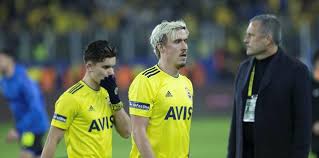 Haftasında mke ankaragücü evinde fenerbahçe'yi konuk etti. Mke Ankaragucu 2 1 Fenerbahce Mac Sonucu Fotomac