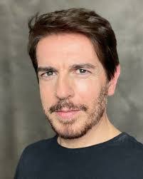 Janell Moss's Instagram, Twitter & Facebook