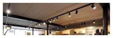 Le système de rail 3 phase de type xts vous permet également, de créer jusqu'à 3 zones. Spot Led Pour Rail Eclairage Eclairage Led Spot Luminaire