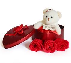 See more ideas about entertaining gifts, beautiful gifts, gifts. Buy Raajaoutlets Artificial Gifts For Girlfriend And I Love You Message Red Roses 3 Rose 1 Bear Online At Low Prices In India Amazon In