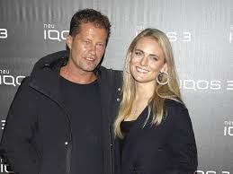 Til Schweiger Seine Neue Freundin Hat Den Segen Von Exfrau Dana Trend Magazin Til Schweiger Ex Frau Promi News
