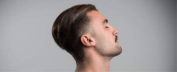 The goal is to use your hair to elongate your face and avoid adding width. 21 Best Haircuts For Men With Round Faces In 2021
