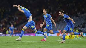 Англичане со счетом 4:0 разгромили команду украины в четвертьфинале чемпионата европы по футболу. Xpl13qng4vhsom